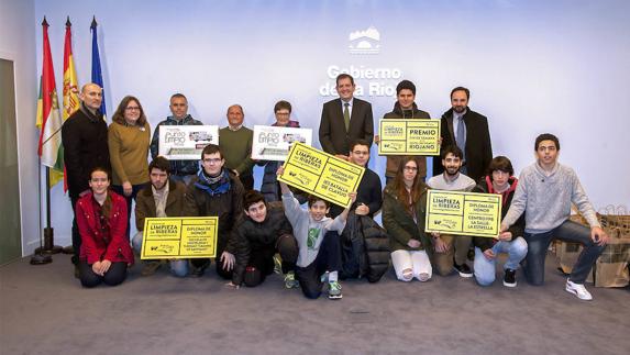 Los galardonados en los premios otorgados por la Consejería de Medio Ambiente. 