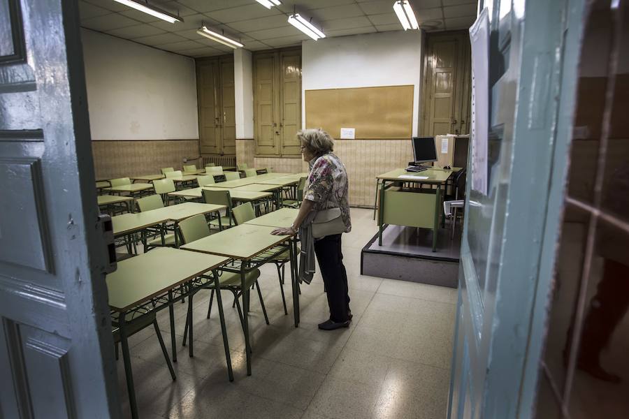 La foto 'Espero volver a verte' de Justo Rodríguez, ganadora del 'Concurso de Fotoperiodismo' del Parlamento. 