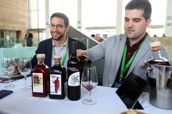 Rubén Carboneras y José María Pascual en Riojaforum. :: J. marín