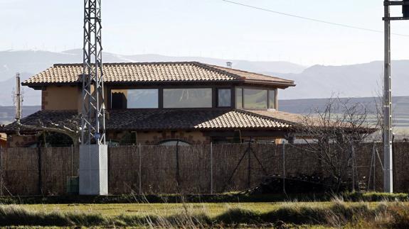 La juez remite al Supremo el caso del chalé de Pedro Sanz para que investigue si hubo delito