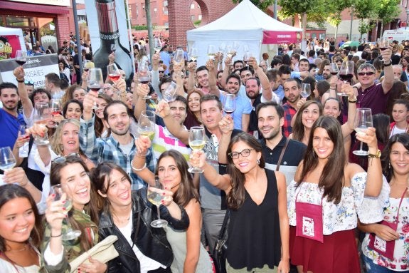 El Riojano, Joven y Fresco es uno de los eventos más concurridos de Logroño. :: 