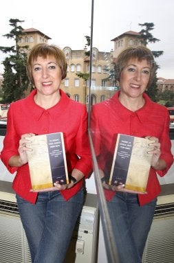 María Antonia San Felipe lleva años volcada en su tesis. /J. M.