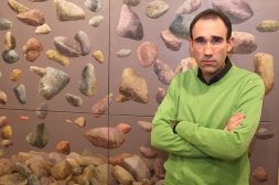 El pintor García Armentia expone bodegones y óleos en Ibercaja