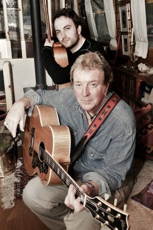 Ana Fernández-Villaverde 'La Bien Querida', 'Magna Carta' y (abajo) 'The soundtrack of our lives'. ::                             L.R.