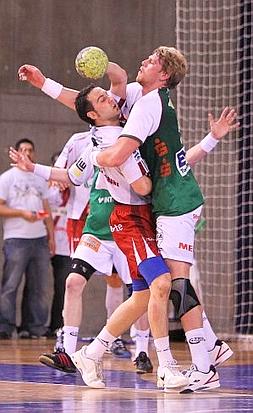 Naturhouse y Goppingen se midieron en la Copa EHF en el 2011. ::                         F.D.