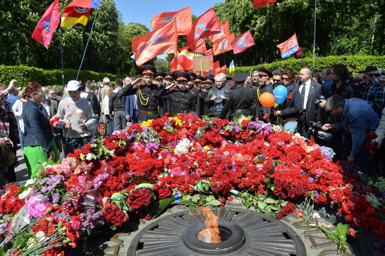 Baño de masas de Putin en el Día de la Victoria