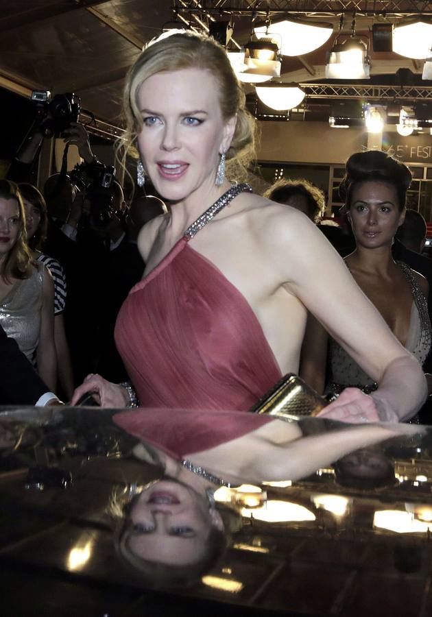 Nicole Kidman, belleza y elegancia en la alfombra roja