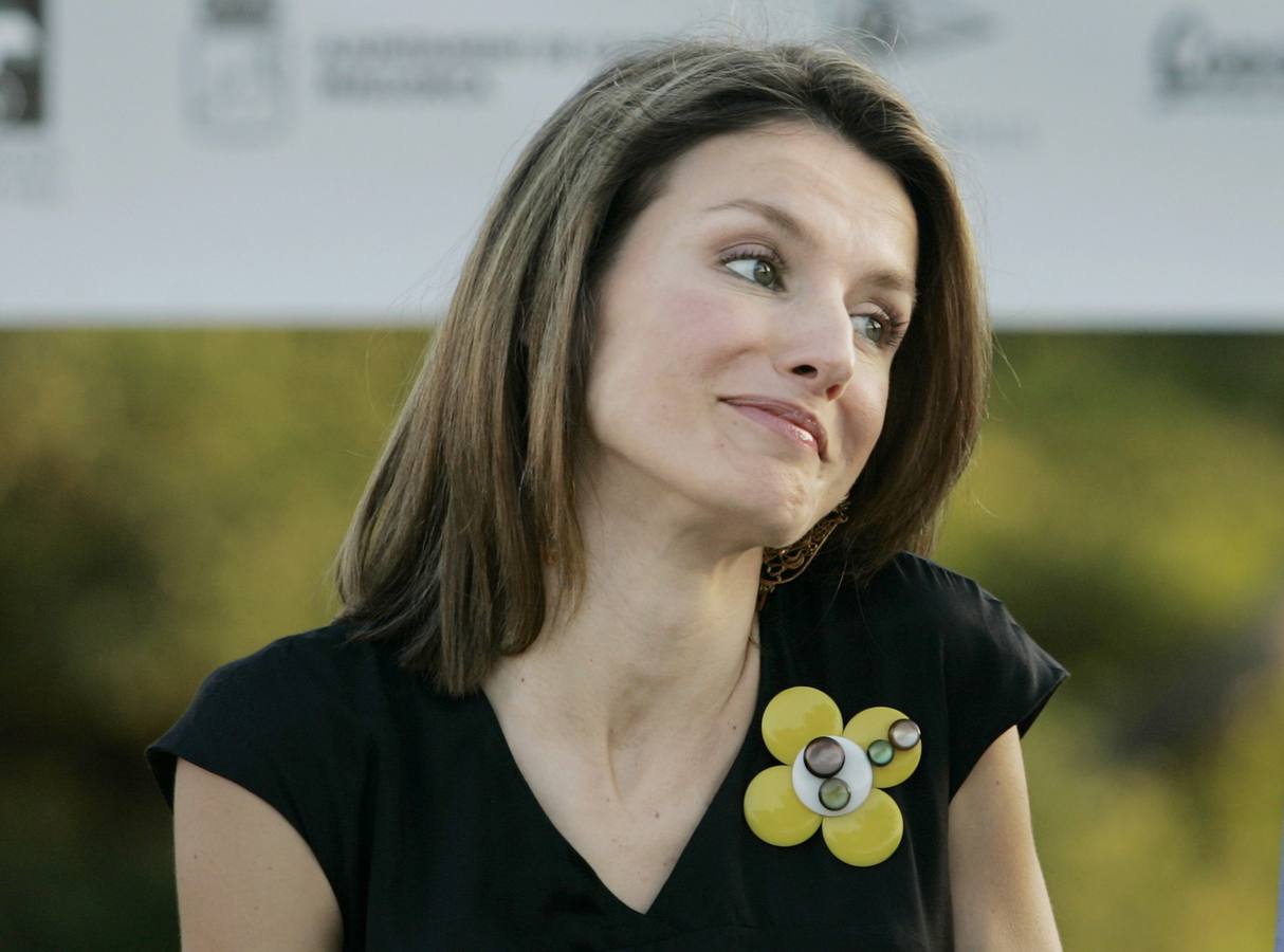 Hoy se cumplen diez años de la boda entre los Príncipes de Asturias. En la imagen, Doña Letizia, junto al Príncipe en 2008