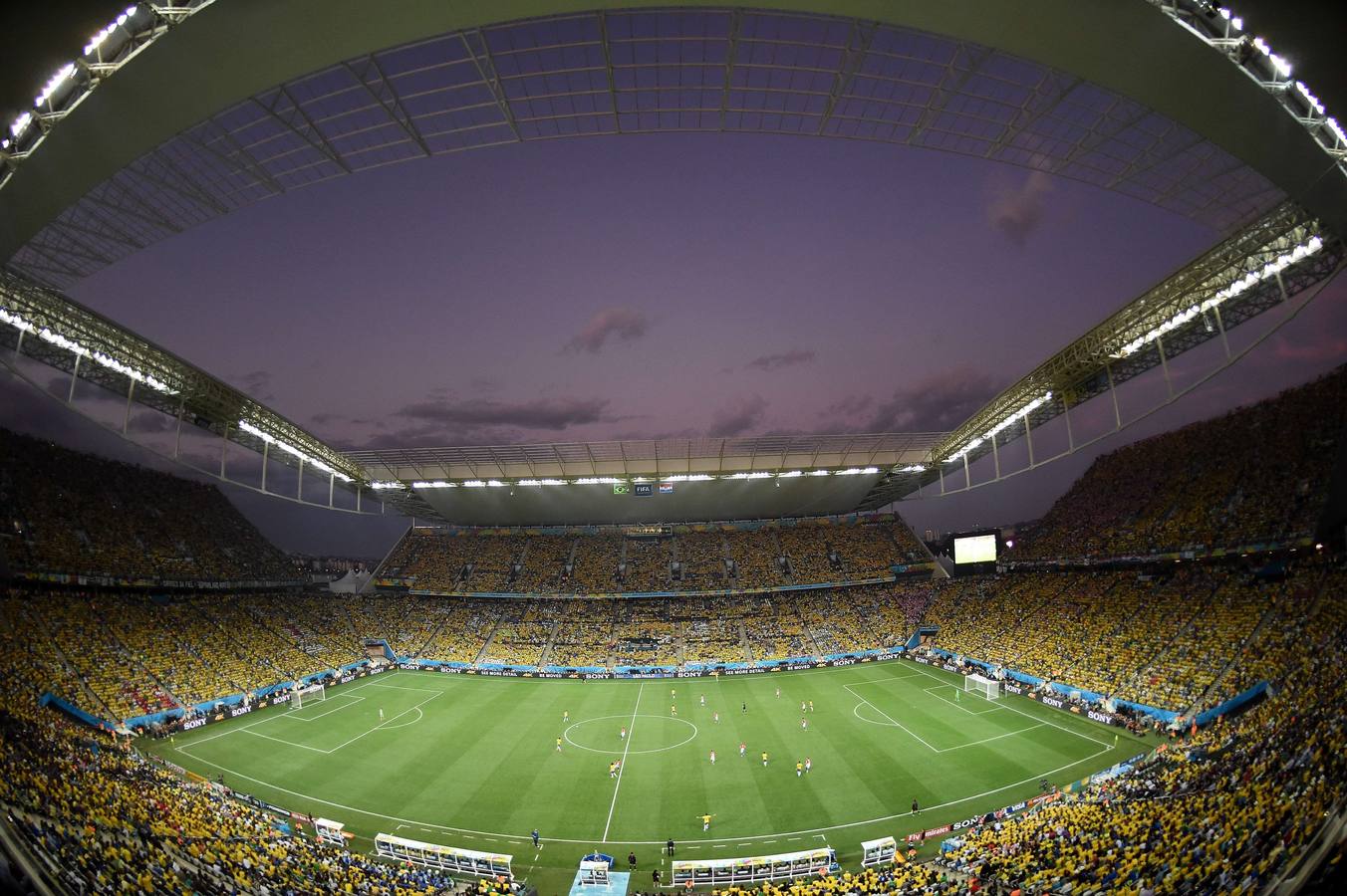 Brasil comienza su Mundial ganando