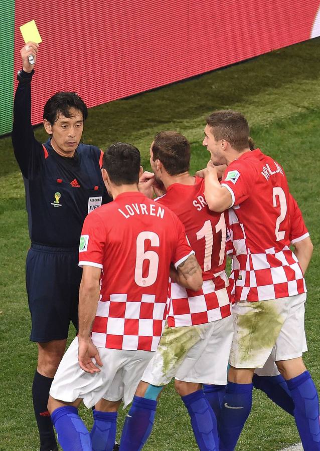 Brasil comienza su Mundial ganando