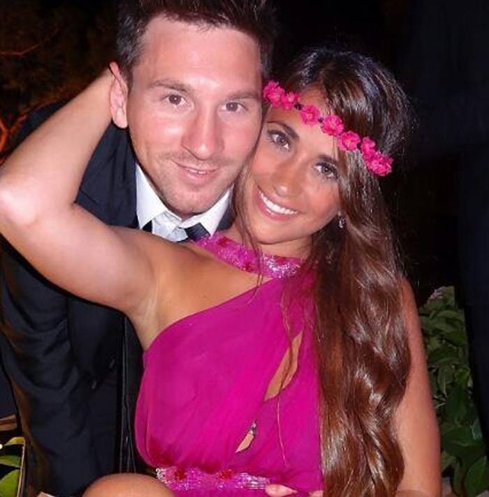 Antonella Roccuzzo y Leo Messi