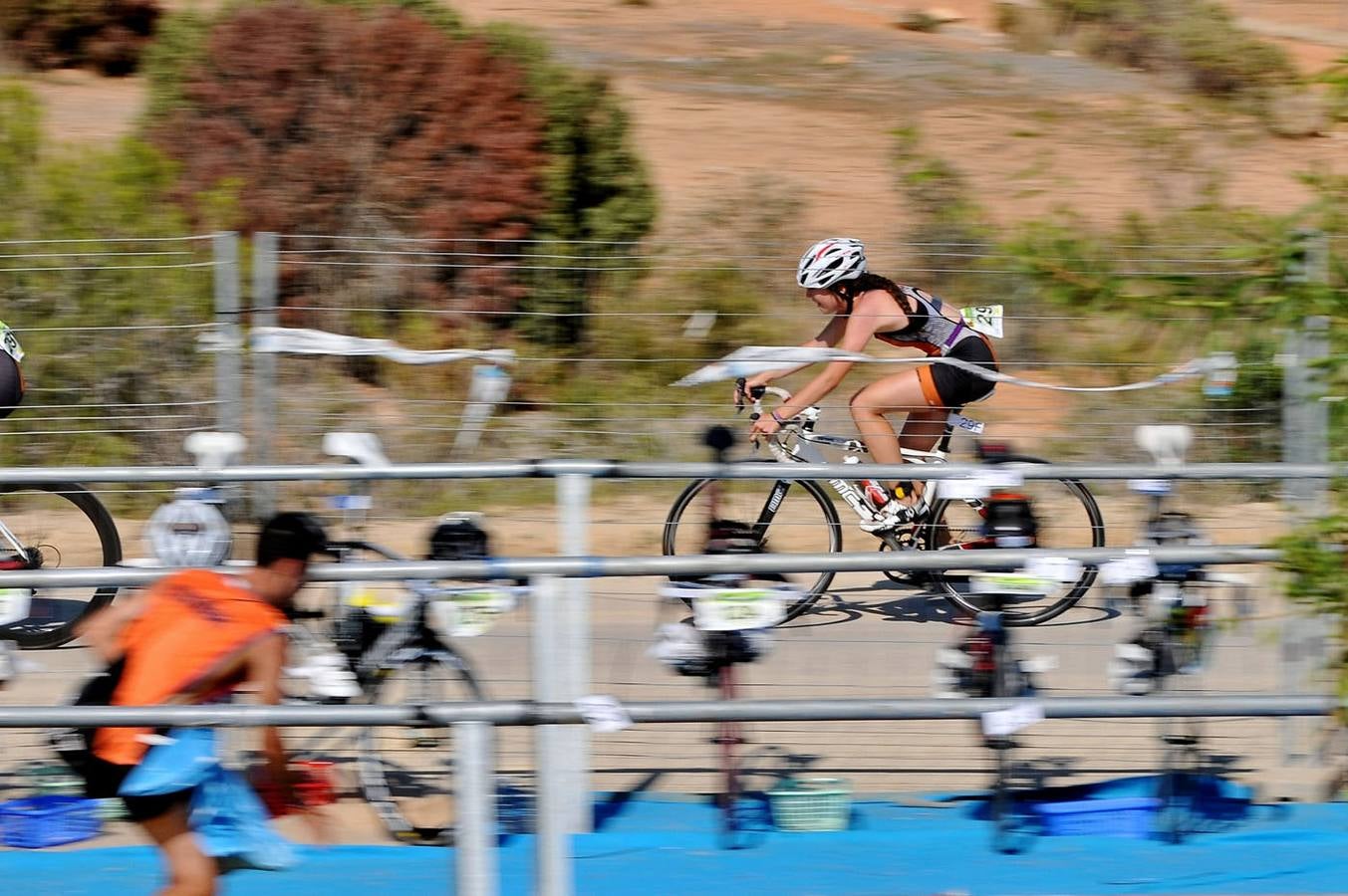 Triatlón por equipos en Bétera