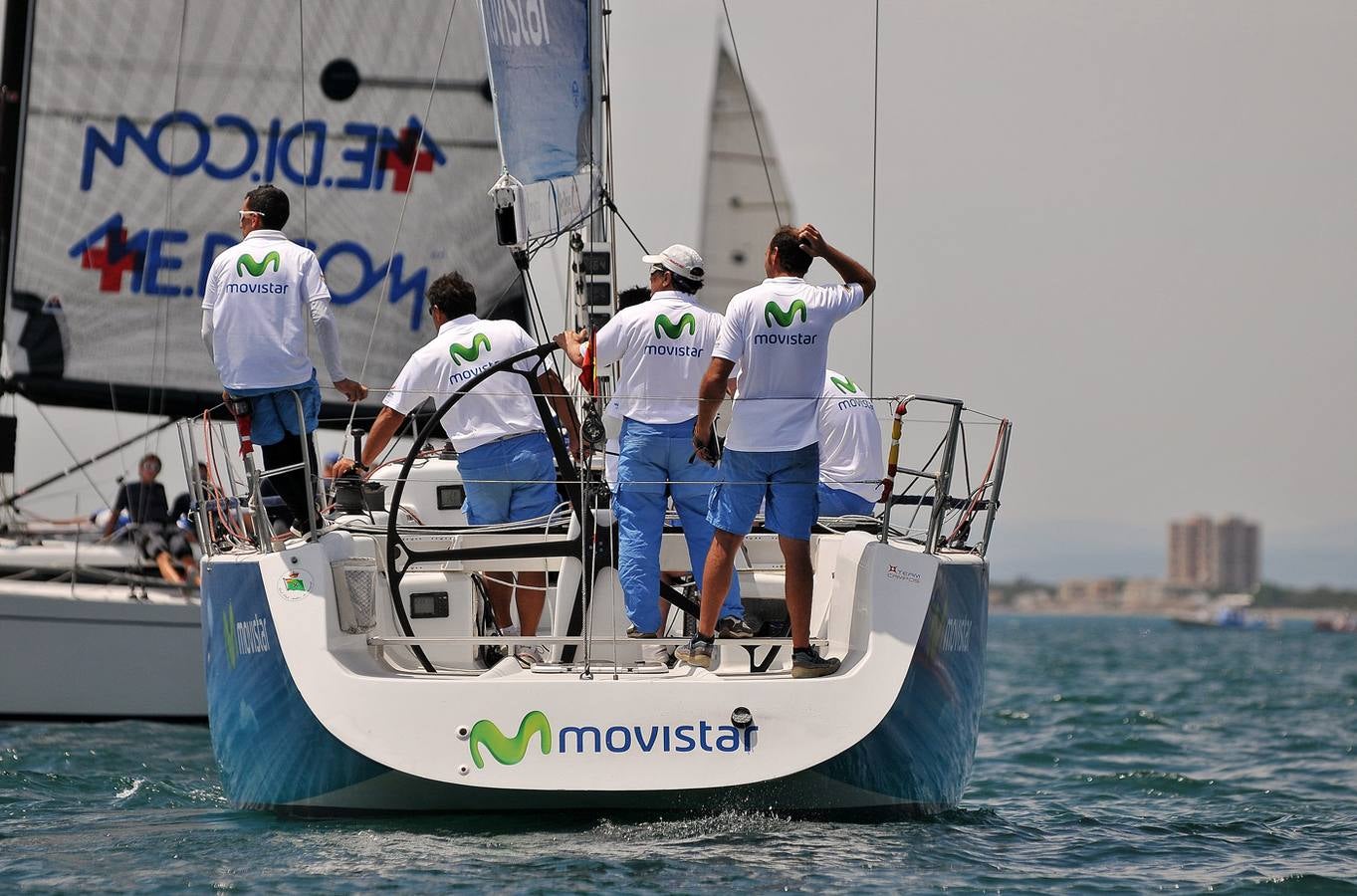 Doña Sofía entrega en Valencia los premios del Trofeo SM La Reina de vela