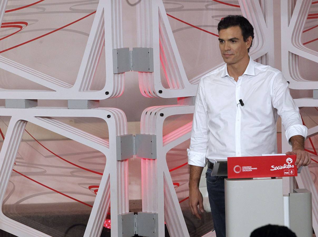 Sánchez, durante el debate. El candidato a secretario general del PSOE Pedro Sánchez al inicio del primer y único debate.