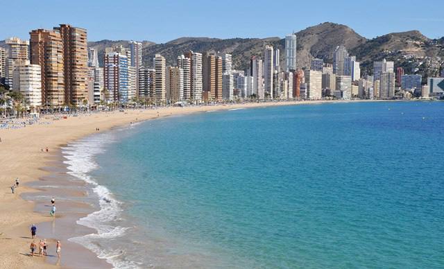 Playa de Levante. (Benidorm, Alicante). 