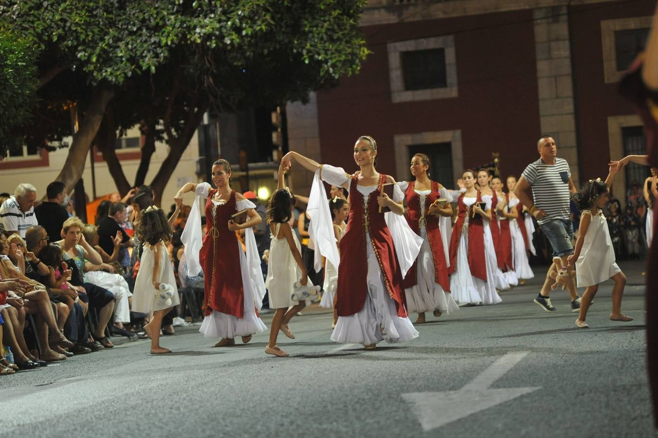 La hora de los más pequeños en los Moros y Cristianos de Orihuela