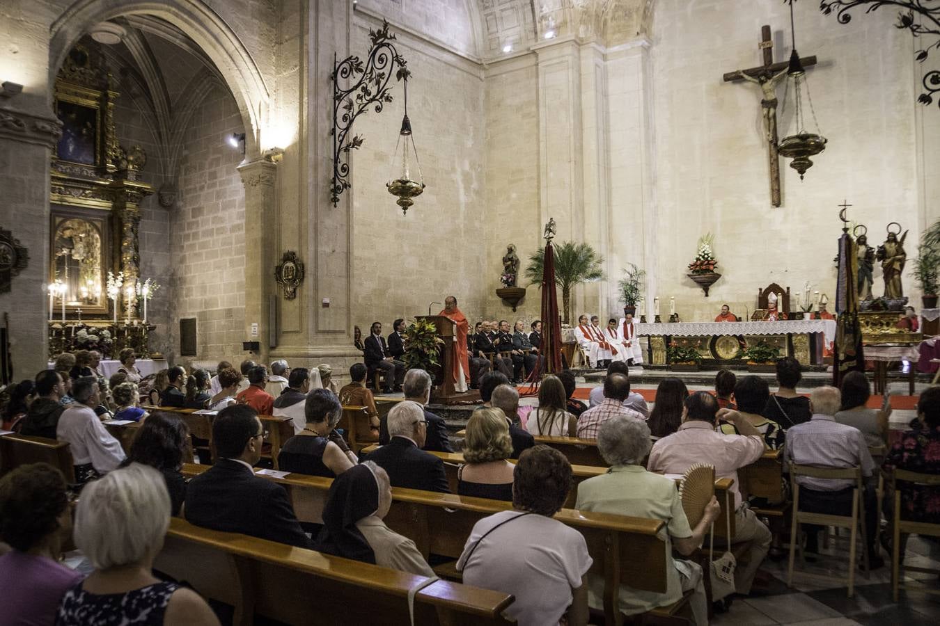 Desfile cívico presidido por la Gloriosa Enseña del Oriol