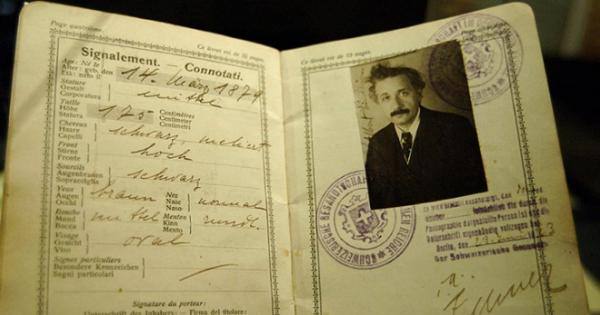 El científico alemán Albert Einstein.