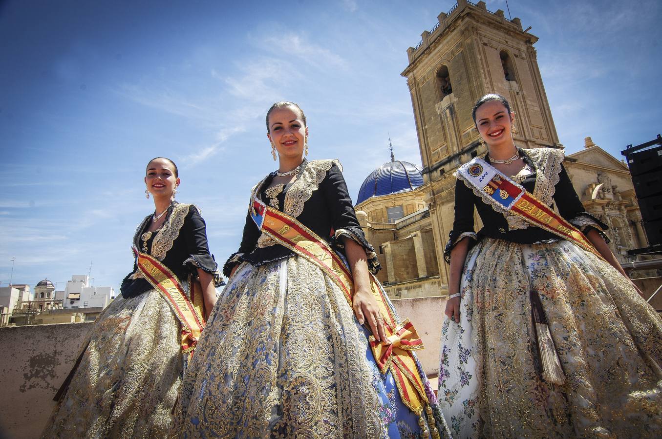 Las reinas y las damas de las Fiestas de Elche