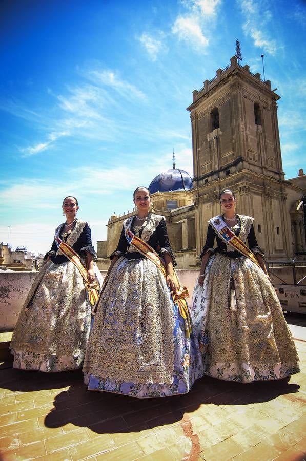 Las reinas y las damas de las Fiestas de Elche