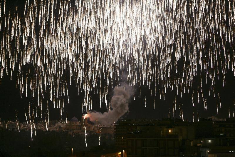 La Palmera de la Virgen lució a oscuras
