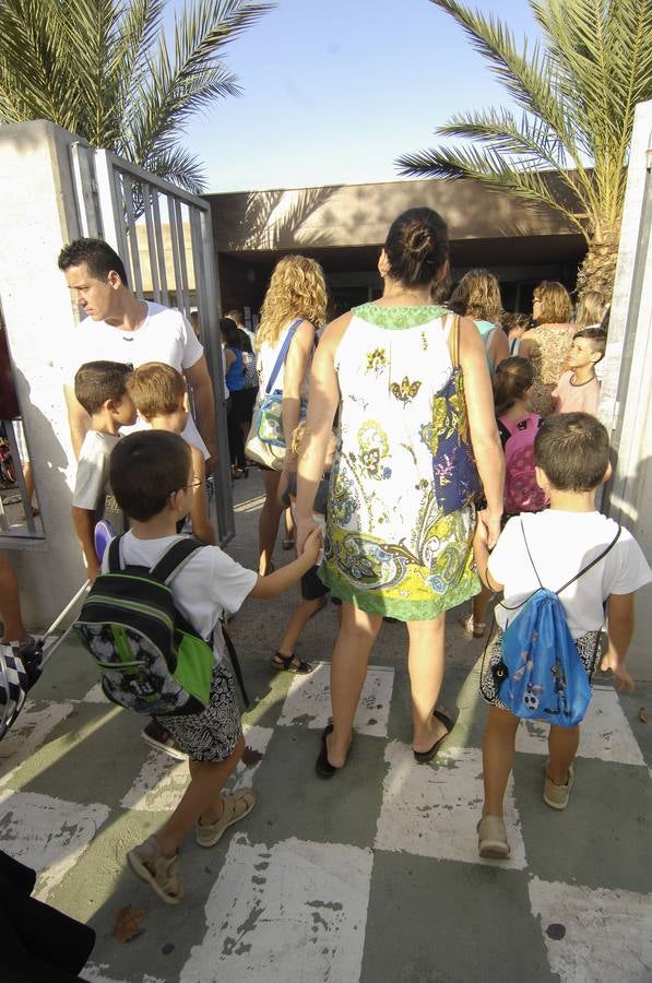 Los alumnos ilicitanos comienzan las clases