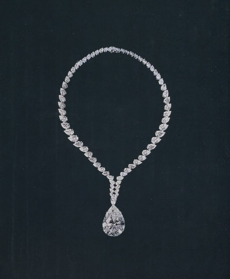 Diamante Cartier. Fue adquirido por la casa Cartier, y al día siguiente de su adquisición fue comprado por Richard Burton para su esposa Elizabeth Taylor, pasando a denominarse con el nombre que posee actualmente, Taylor-Burton. Posteriormente fue subastado para destinar los beneficios a un hospital de Bostwana, y su propietario actual es desconocido. Pesa 69,42 quilates.