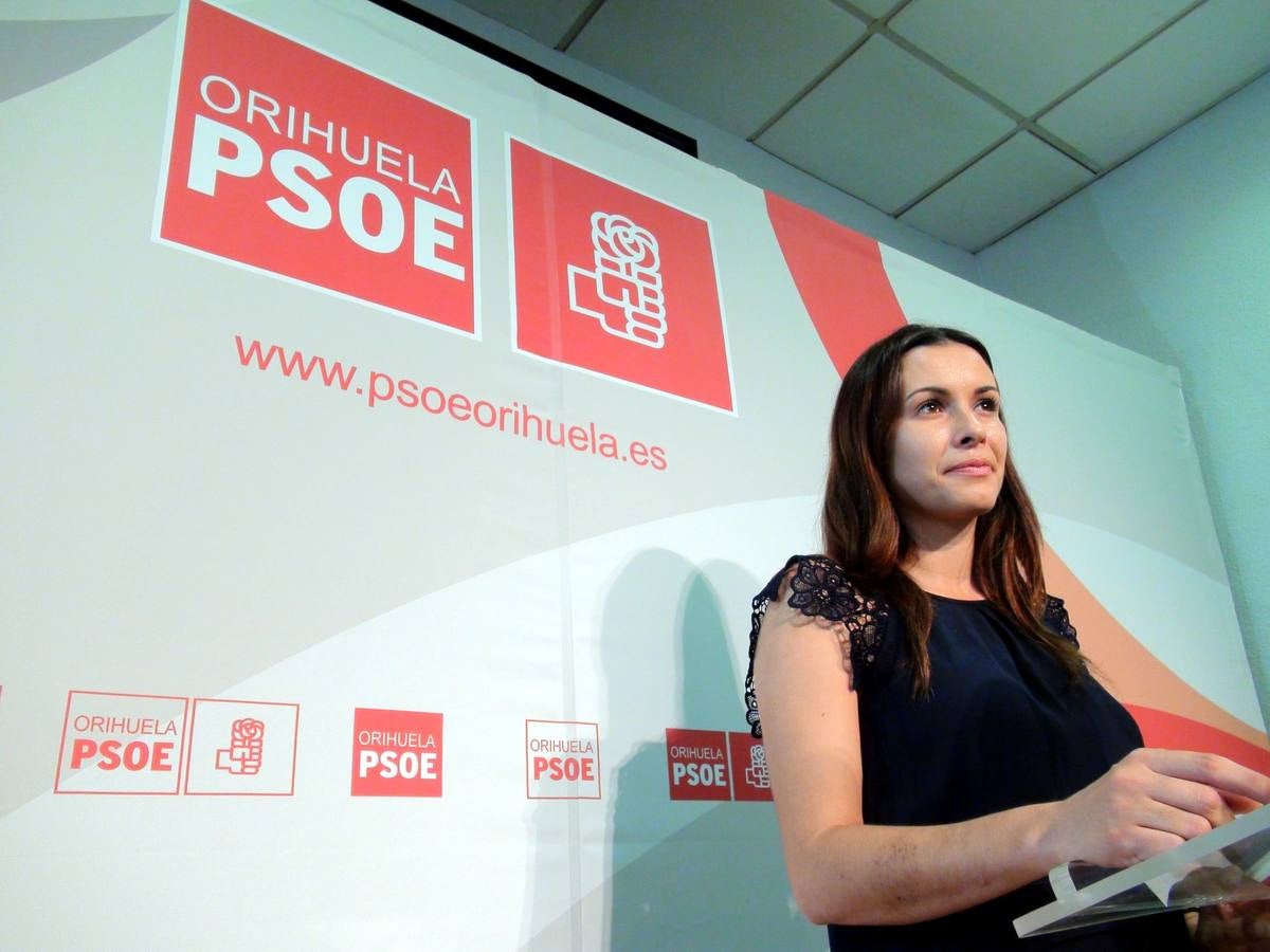 Carolina Gracia se presenta a las primarias del PSOE en Orihuela