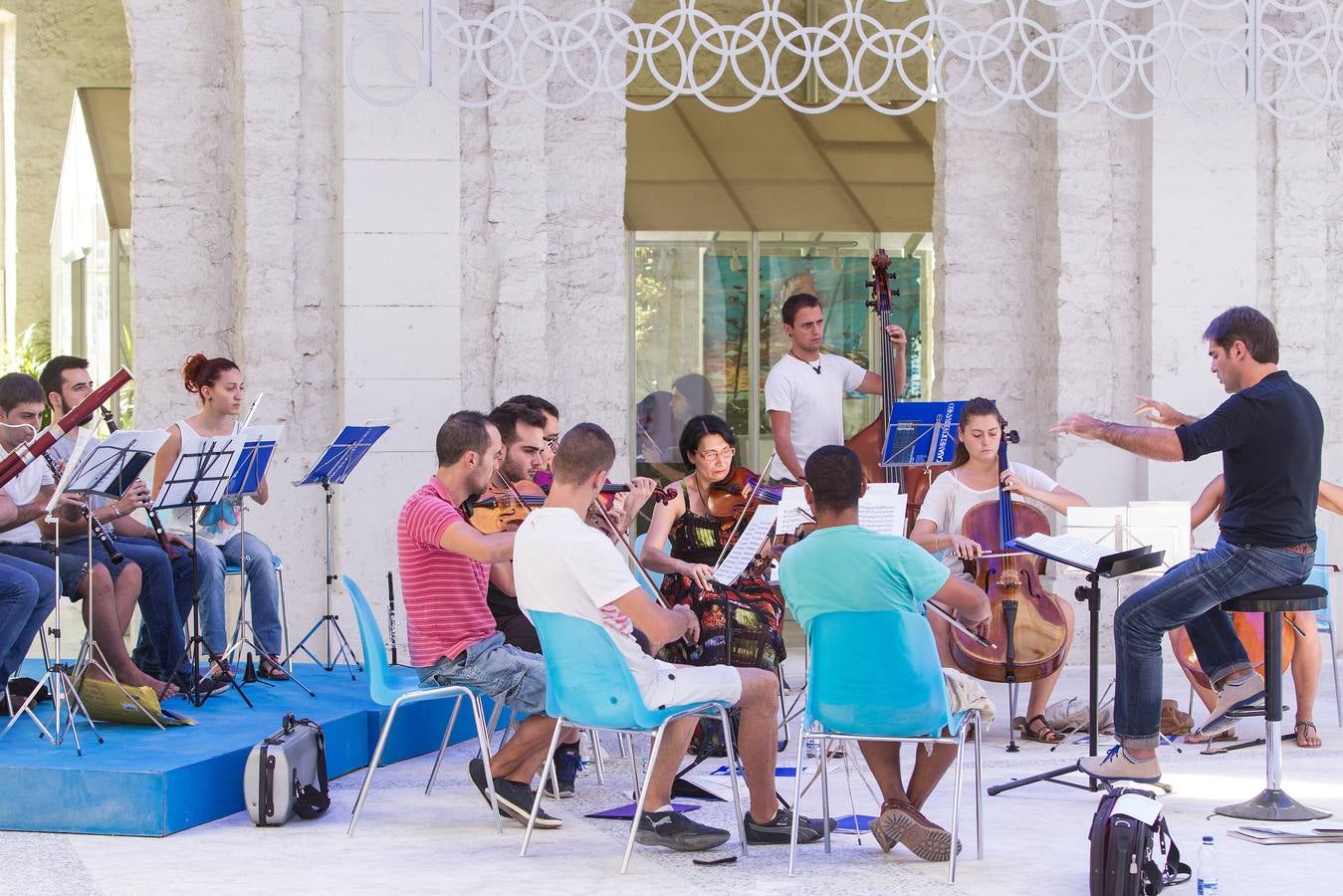 Ensayo de la orquesta de la Casa del Mediterráneo