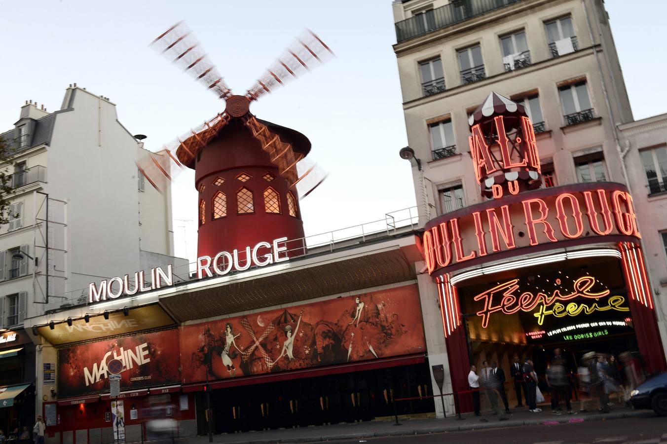 El &#039;Moulin Rouge&#039; cumple 125 años