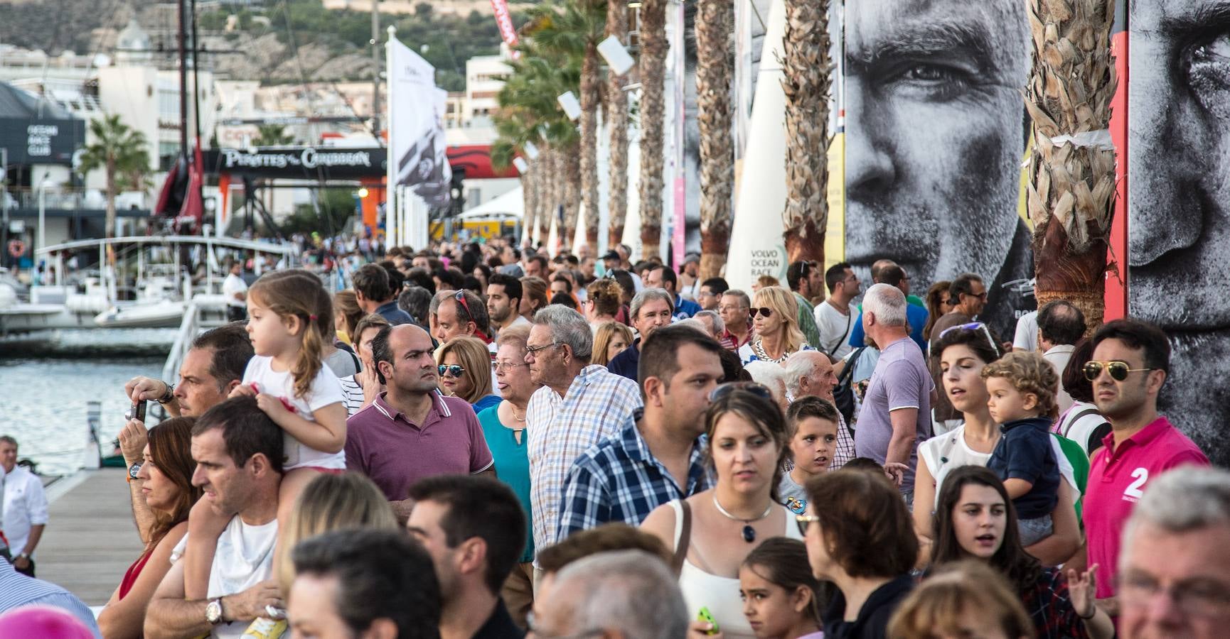 Siete embarcaciones inician el desafío de la vuelta al mundo