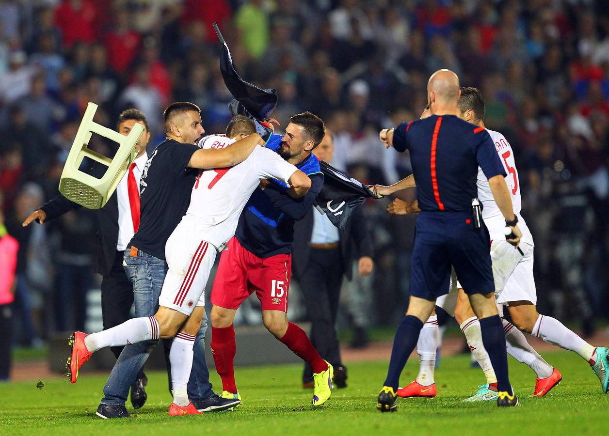 Suspendido el Serbia-Albania por graves altercados