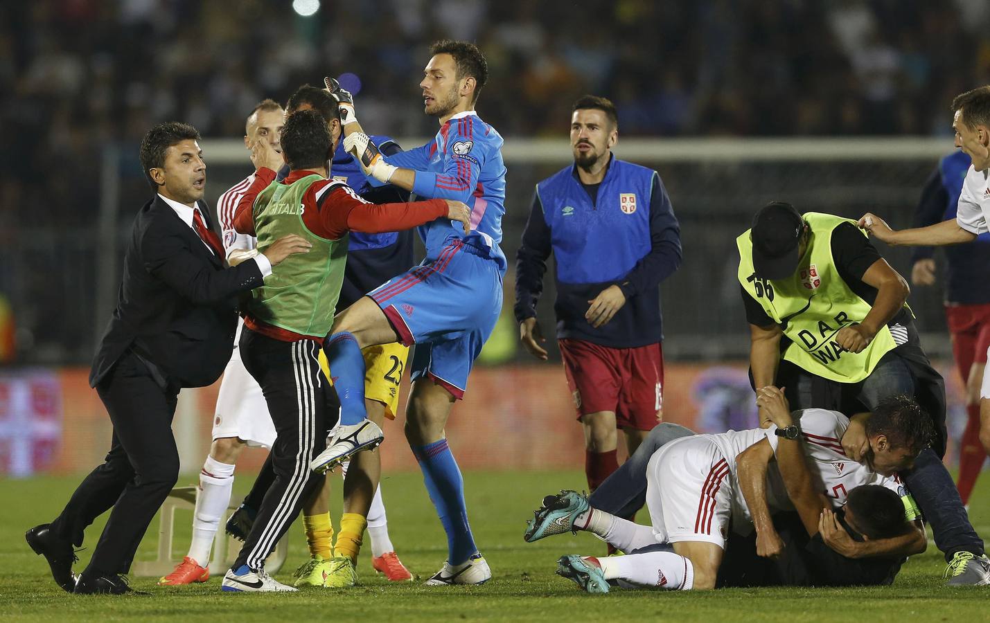 Suspendido el Serbia-Albania por graves altercados