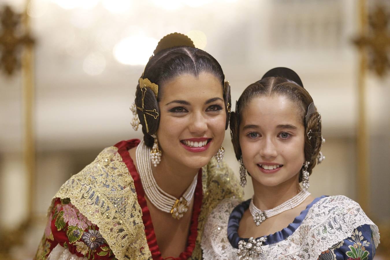 Proclamación de Estefanía López y María Donderis como falleras mayores de Valencia 2015