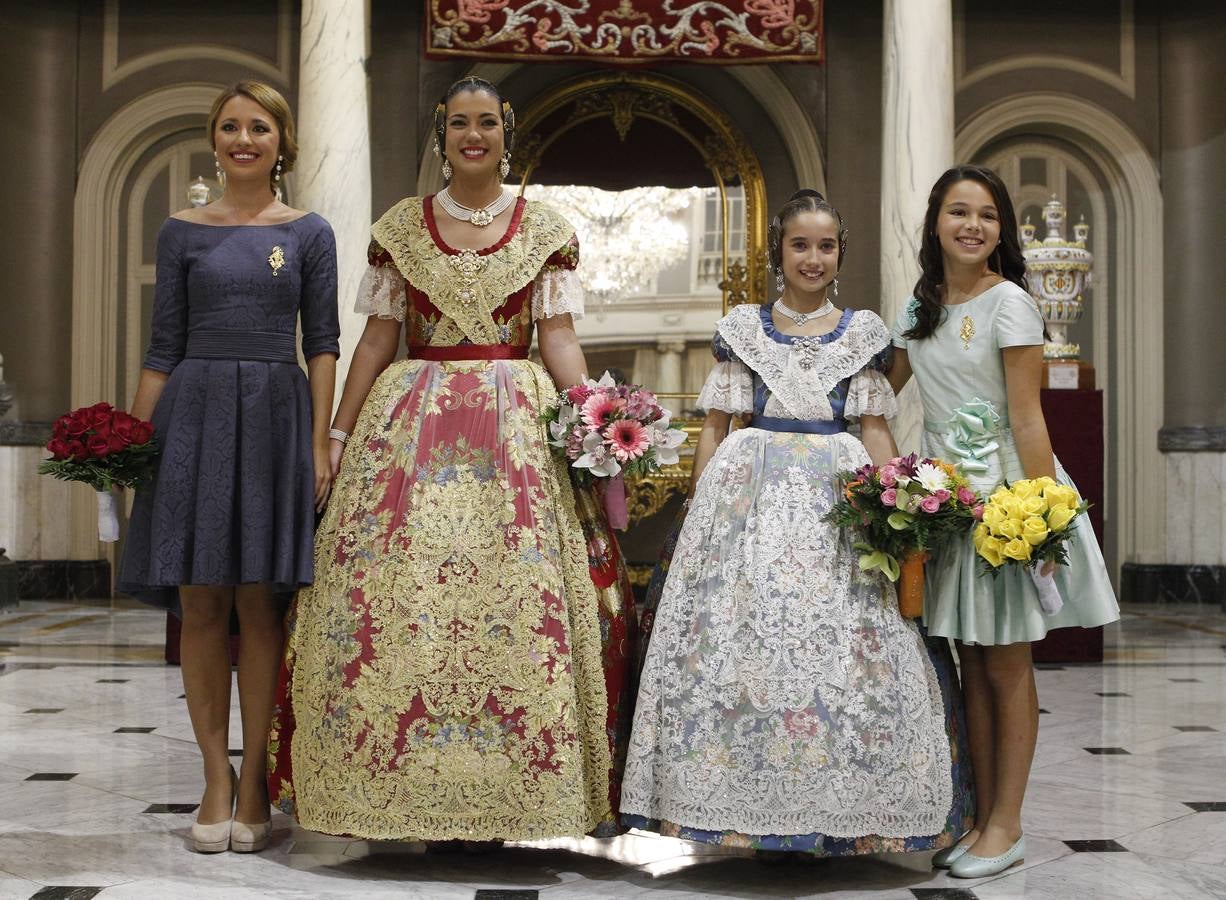 Proclamación de Estefanía López y María Donderis como falleras mayores de Valencia 2015