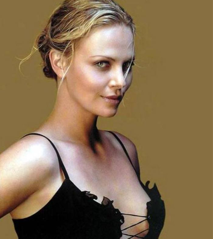 Las imágenes más sexys de Charlize Theron