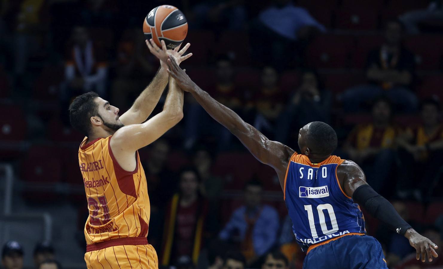 Partido entre el Galatasaray y el Valencia Basket