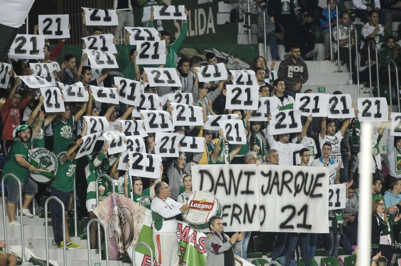 El Elche logra la victoria ante el Espanyol