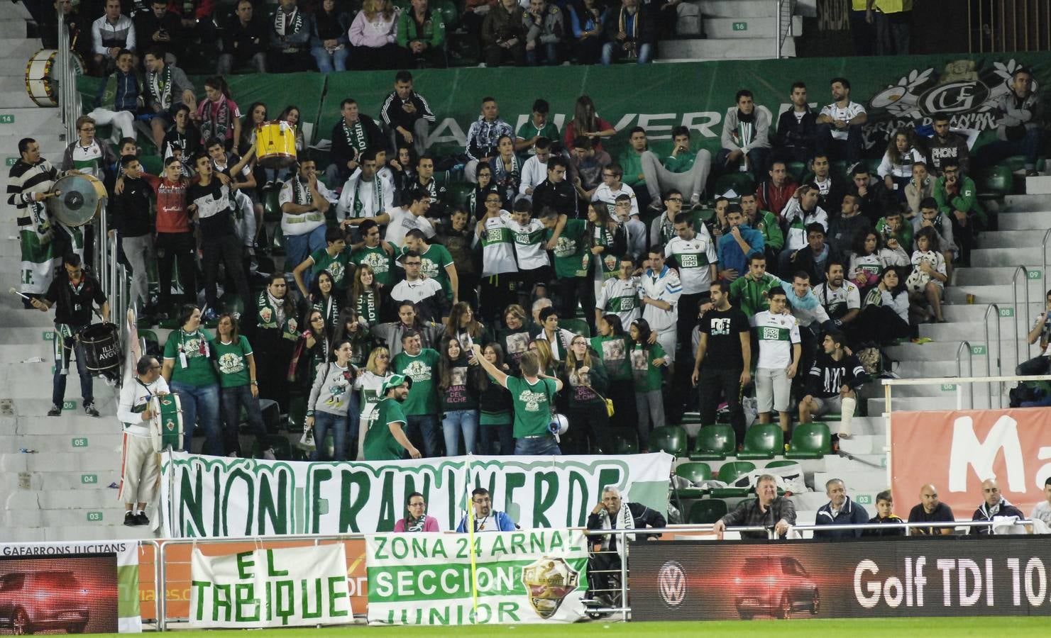 El Elche logra la victoria ante el Espanyol