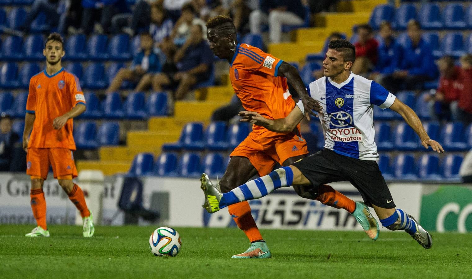 El Hércules pierde ante el Mestalla