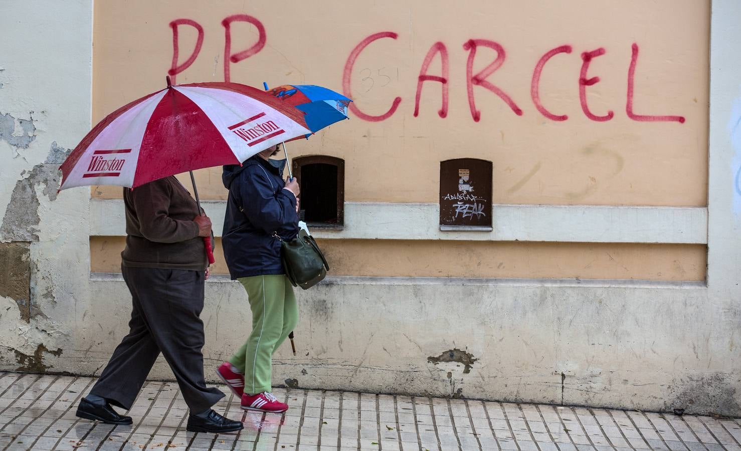 Las lluvias dejan hasta 20 litros en el interior de Valencia y Alicante