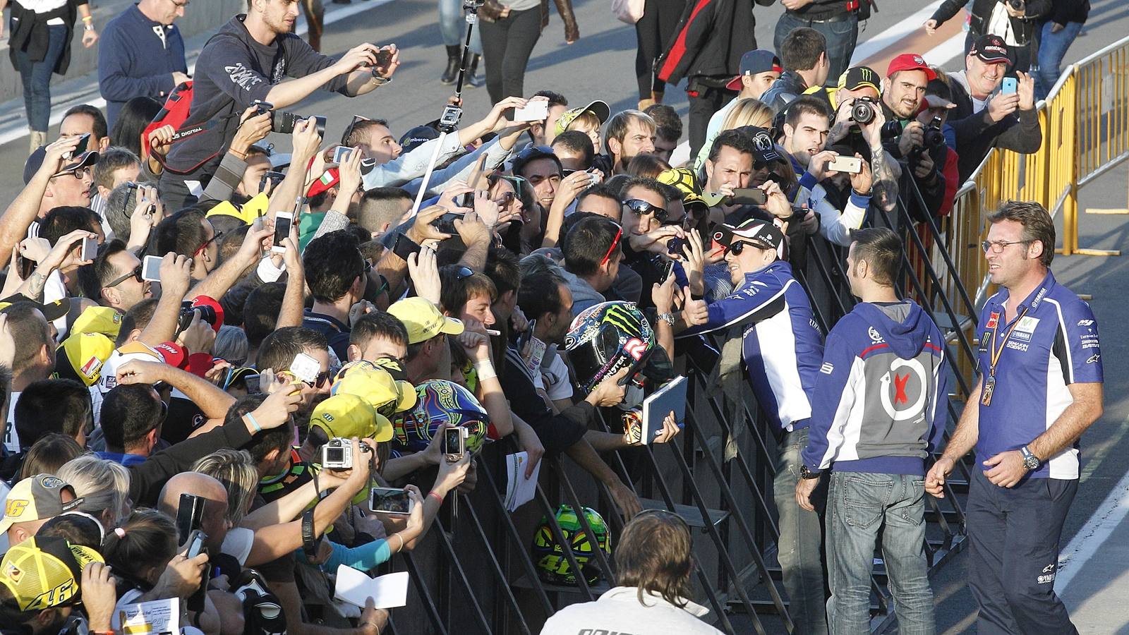 GP de Motociclismo: Los pilotos participan en el &#039;pit-walk&#039;