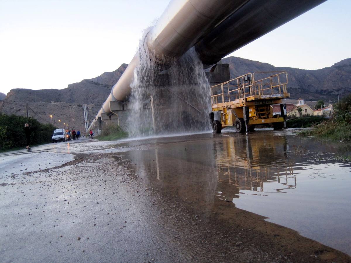 Rotura en los tubos del trasvase Tajo-Segura