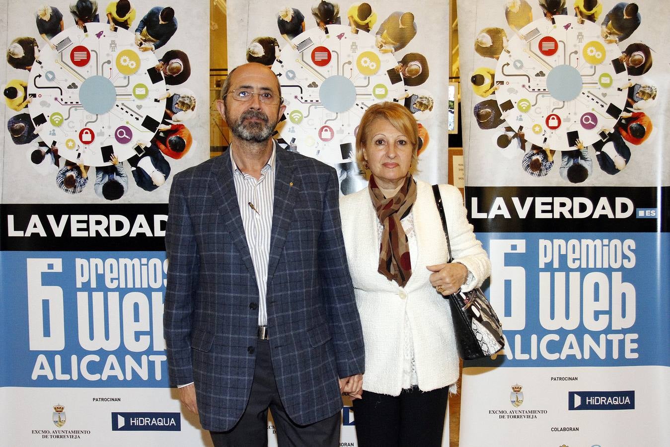 El &#039;photocall&#039; de los VI Premios Web de la provincia de Alicante (II)