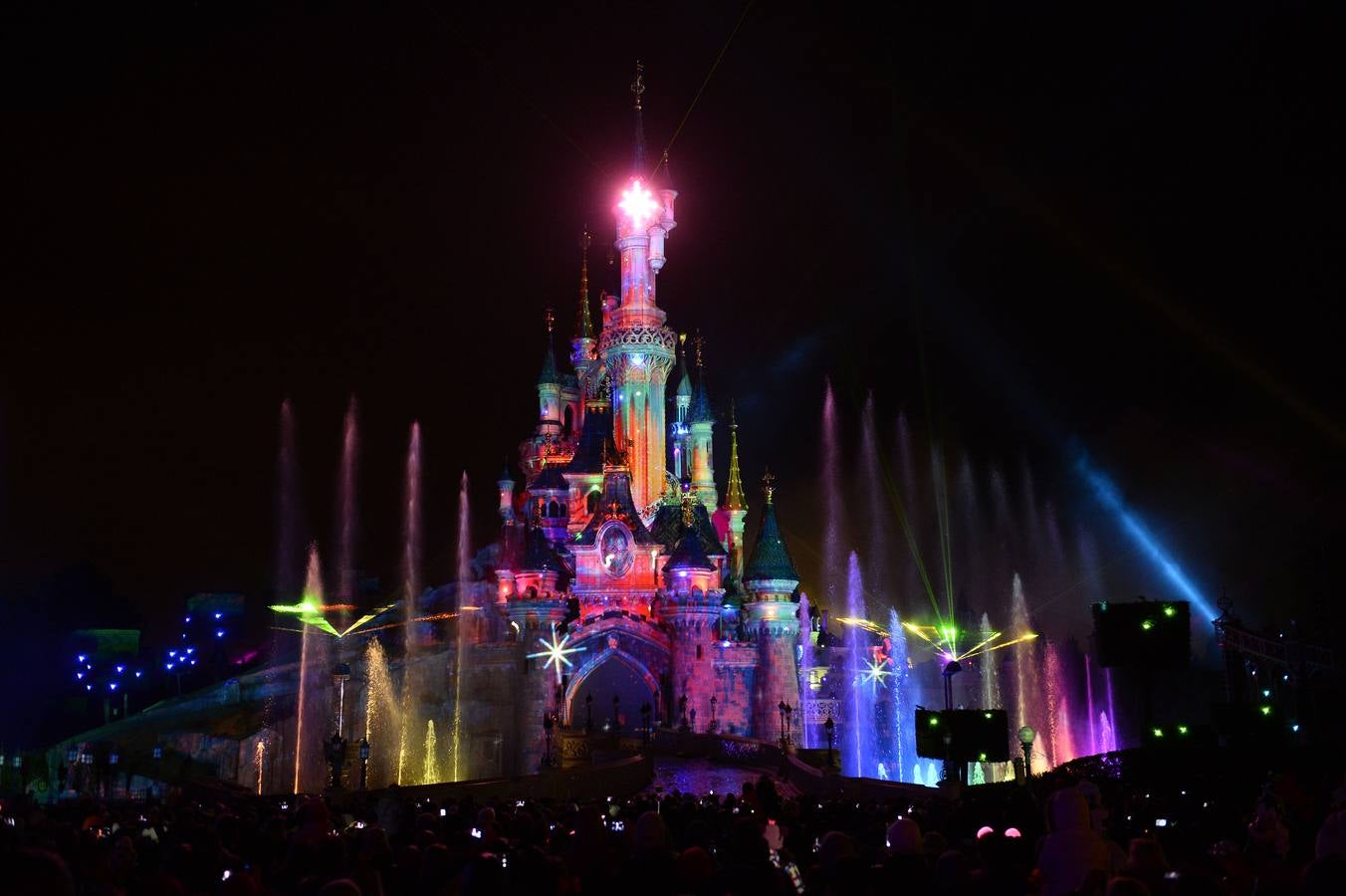 La Navidad llega a Disneyland París