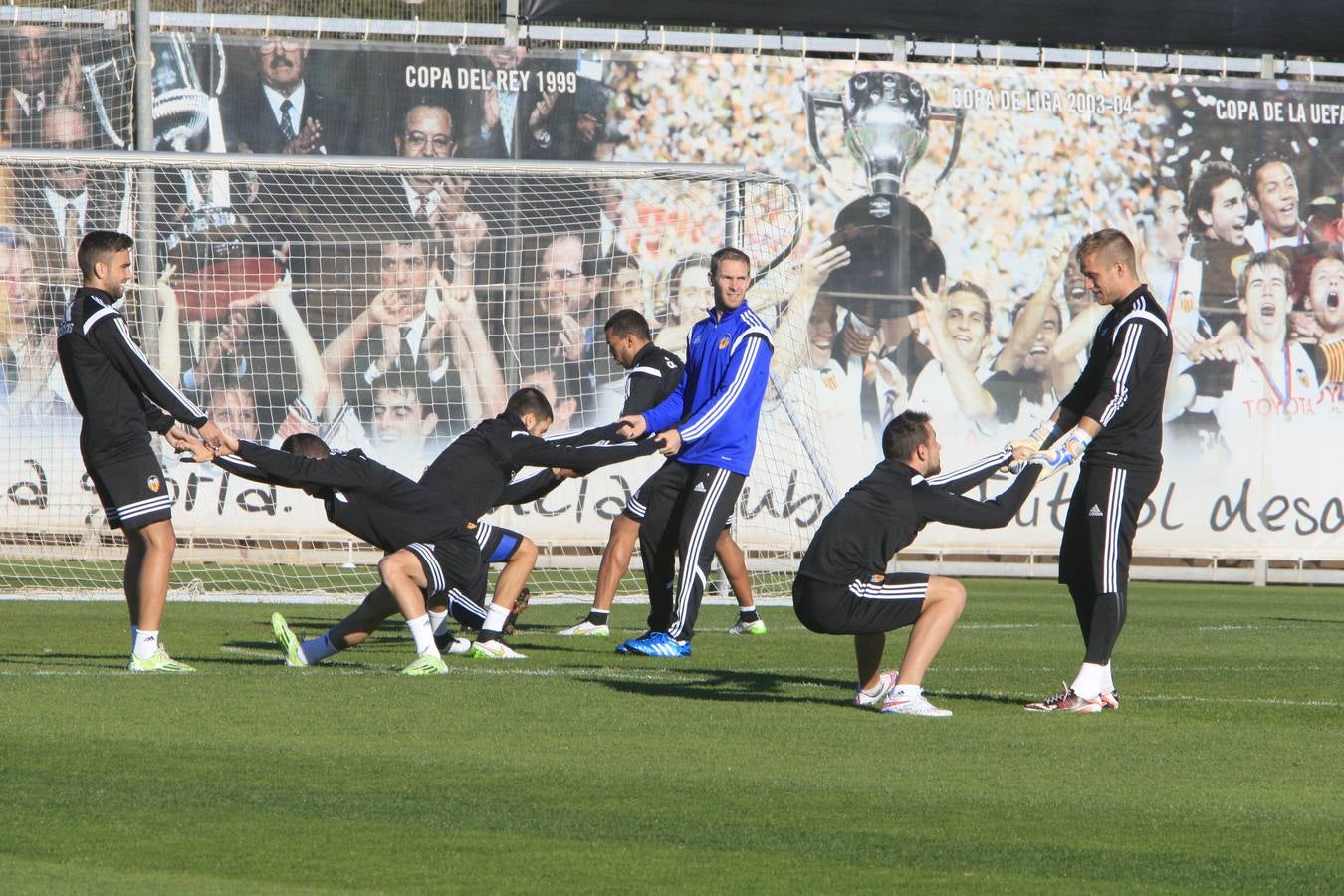 El Valencia se prepara para recibir este domingo al Granada