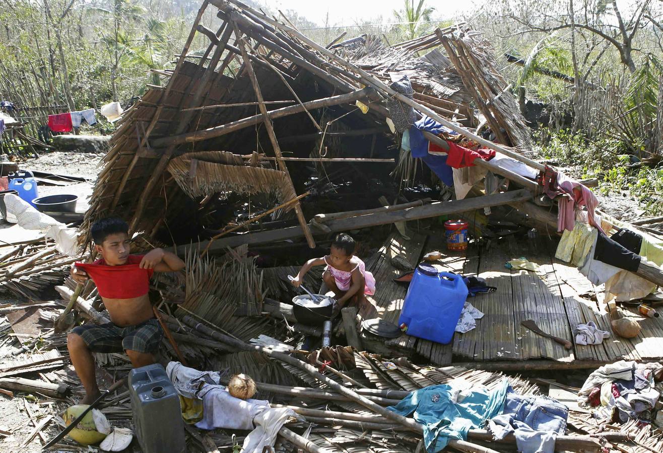 El paso de Hagupit, en imágenes