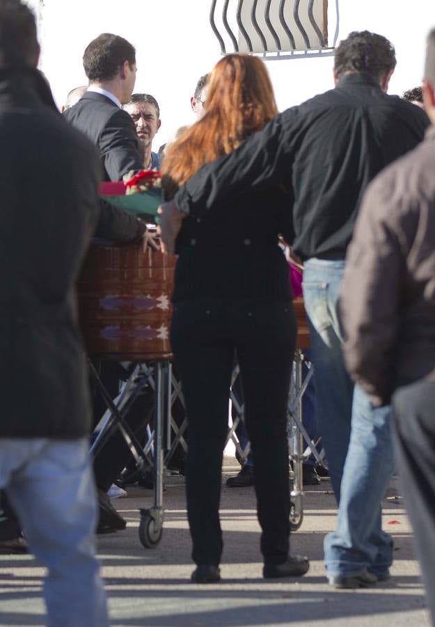 Funeral de los dos ancianos fallecidos en el incendio de su casa en Rafelbunyol