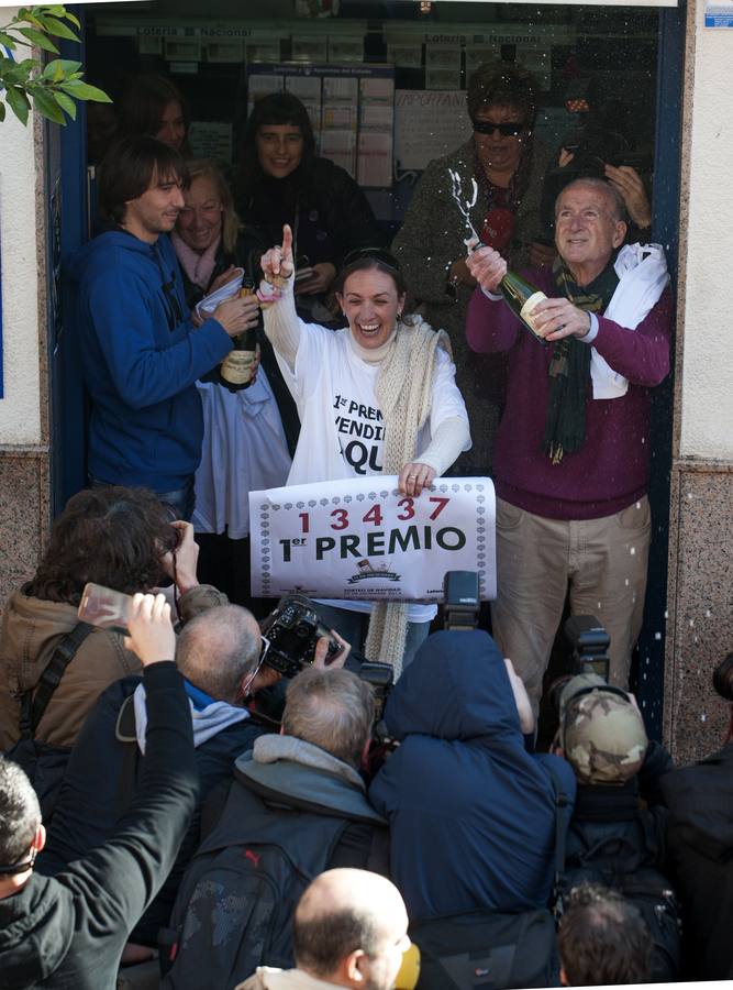 El Gordo (13437) cae en l'Eliana. 