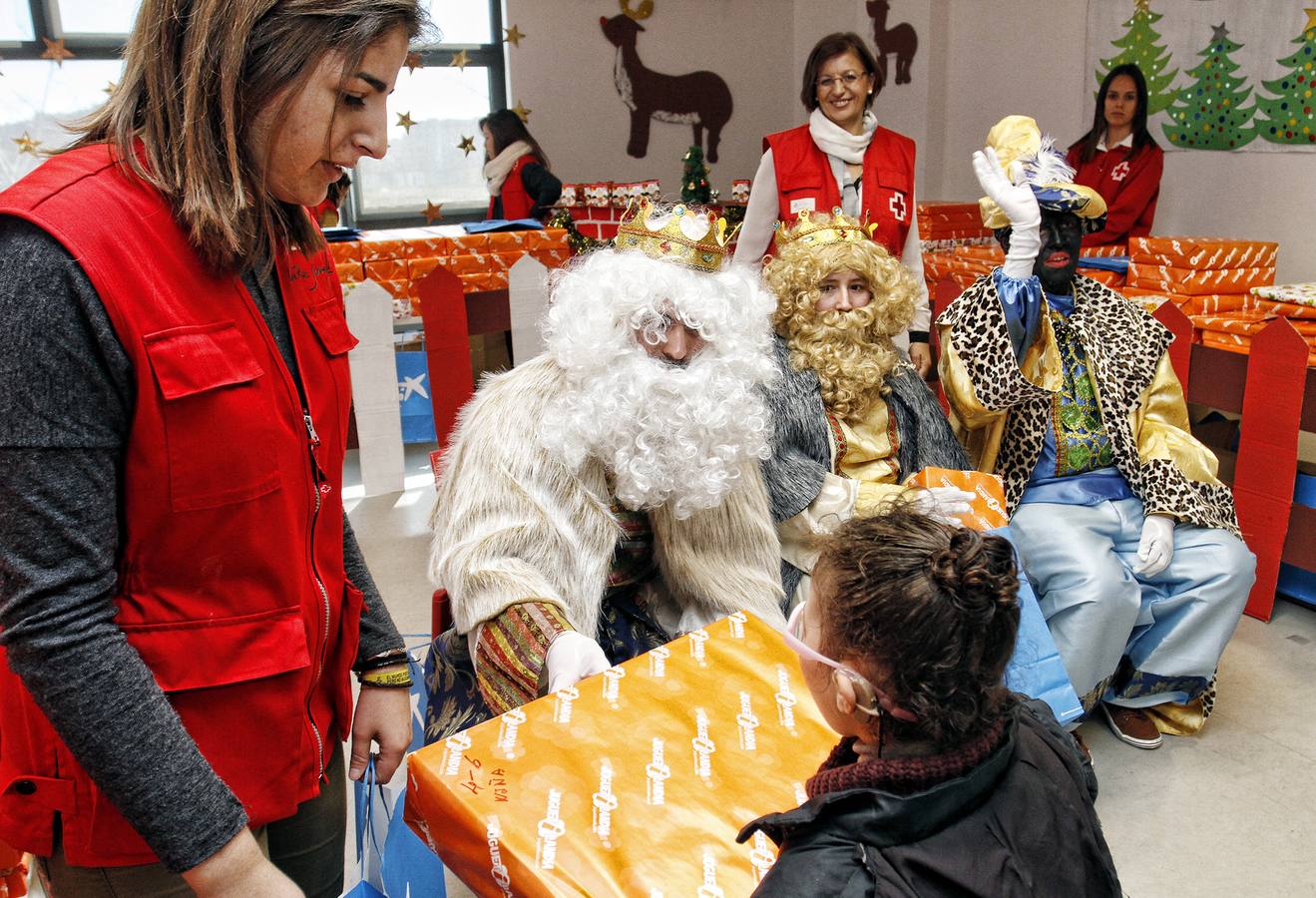 Cruz Roja reparte juguetes a más de 1.500 niños de la provincia